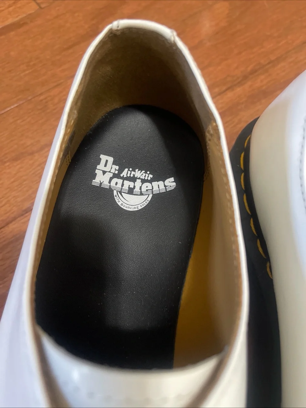 Dr Martens 1461 quad platform shoes women’s 10 Men’s 9 white
